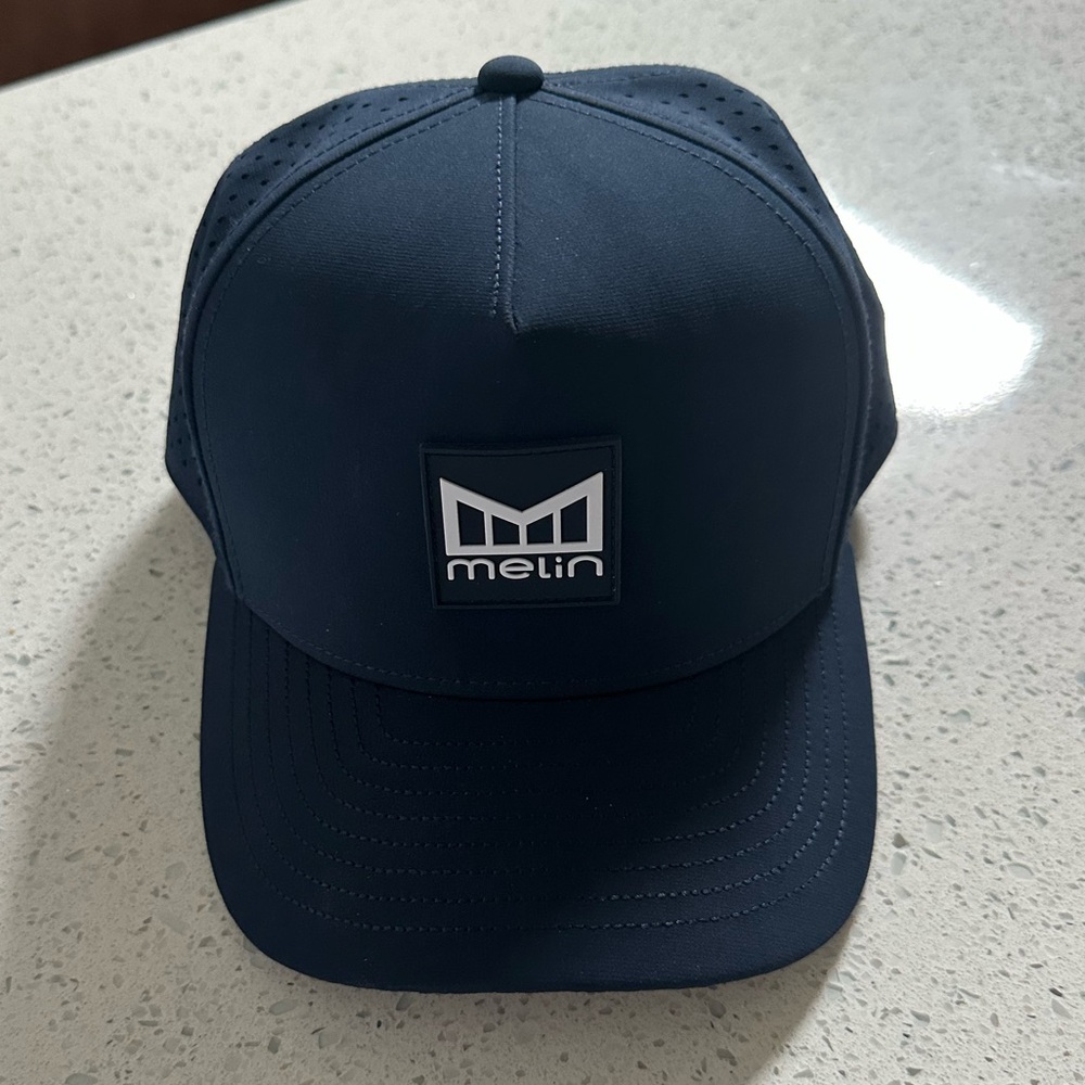 Melin Hydro Hat